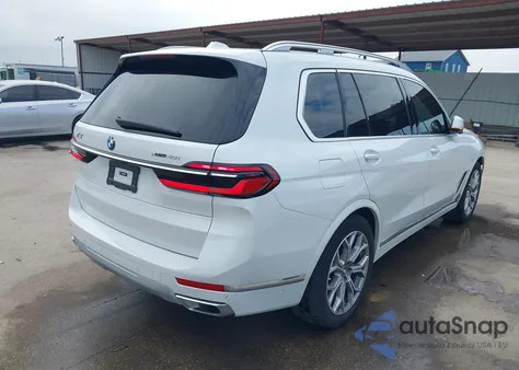 2024 BMW X7 xDrive40I z USA, uszkodzony, nr VIN 5UX23EM07R9U05416